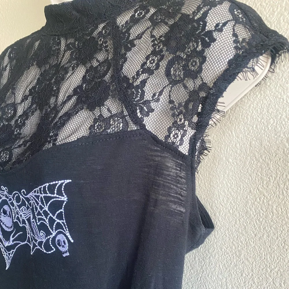 NWOT Disney’s Nightmare Before Christmas black lace hi-lo top - Picture 3 of 11